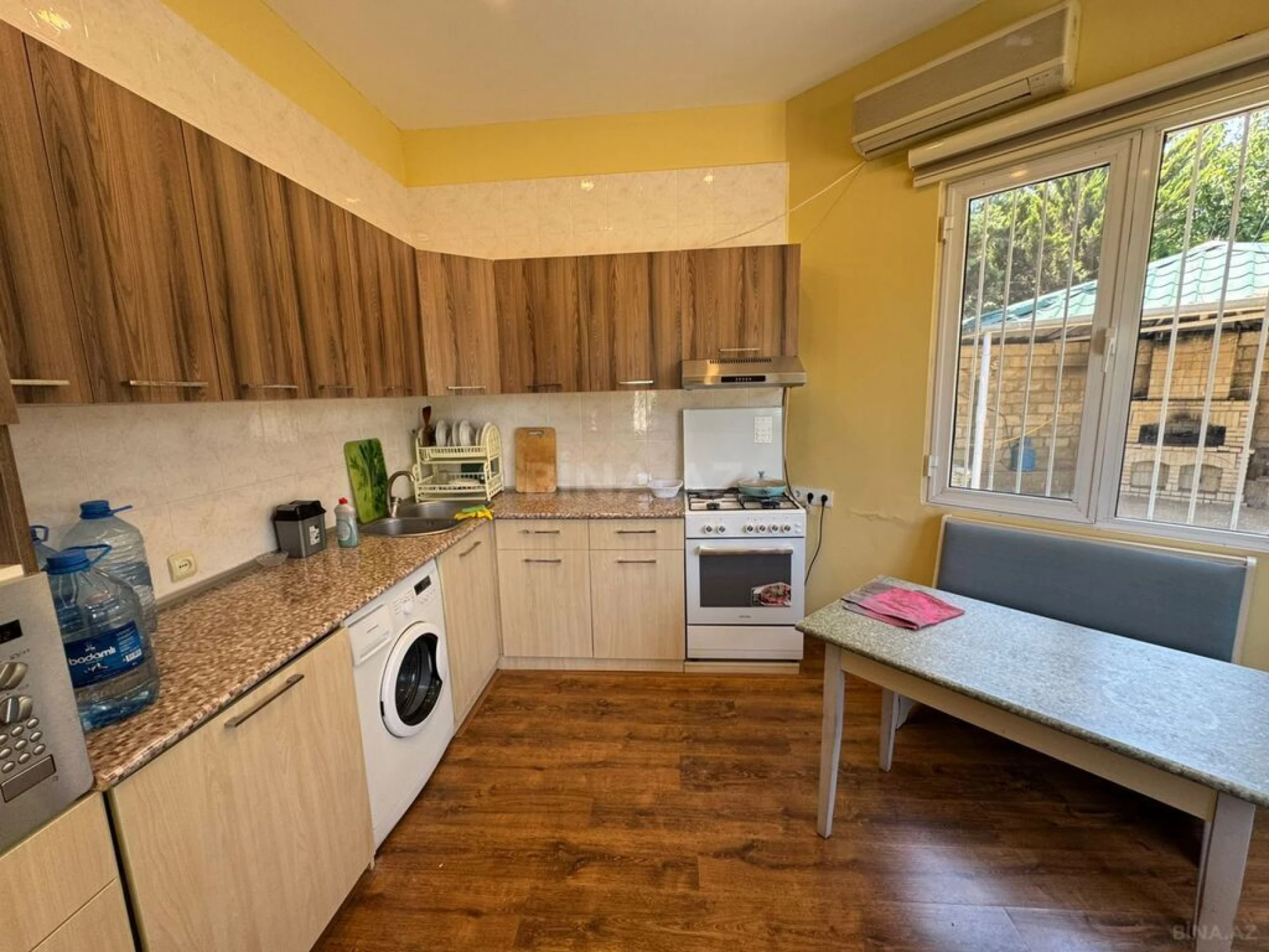 Satılır 4 otaqlı həyət evi 129 m²