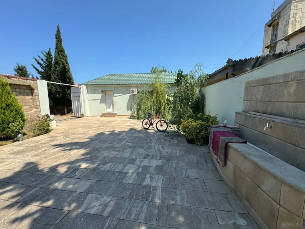 Satılır 4 otaqlı həyət evi 129 m²