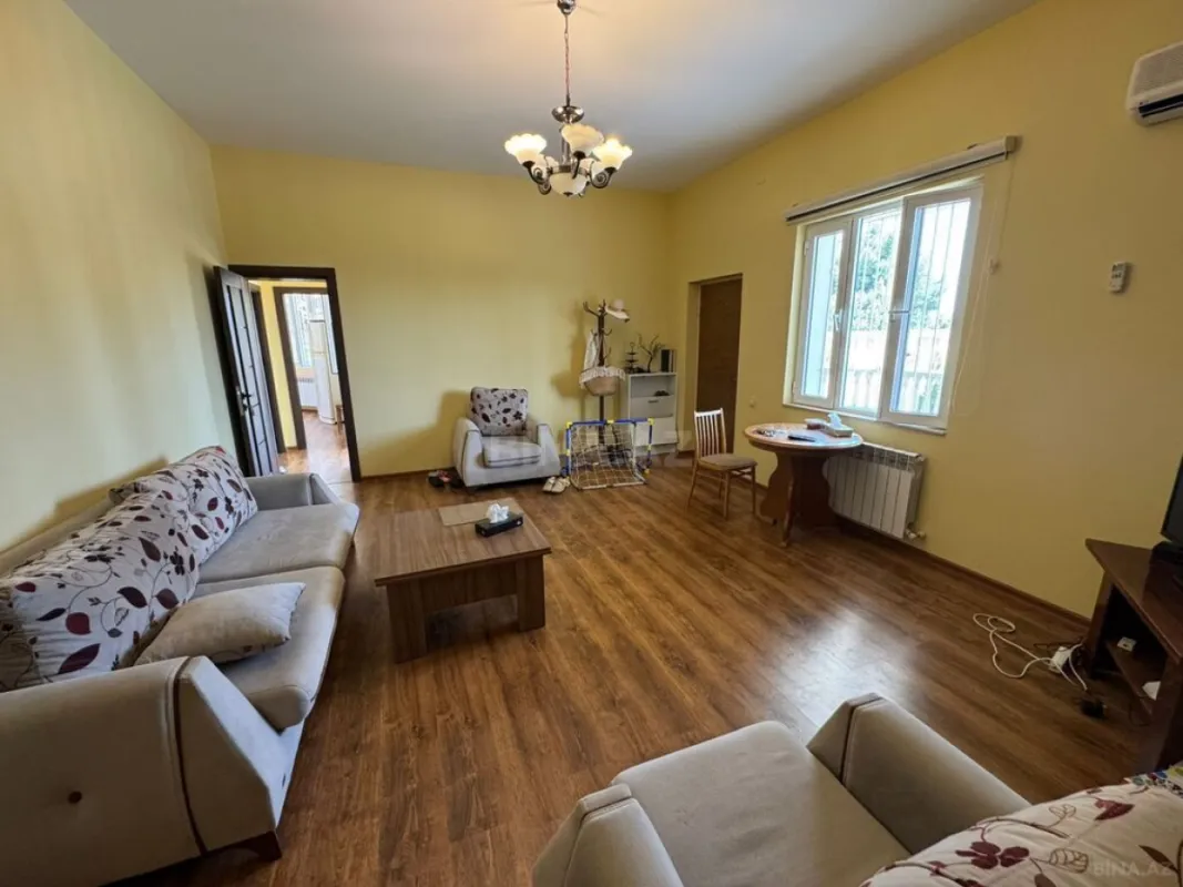 Satılır 4 otaqlı həyət evi 129 m²