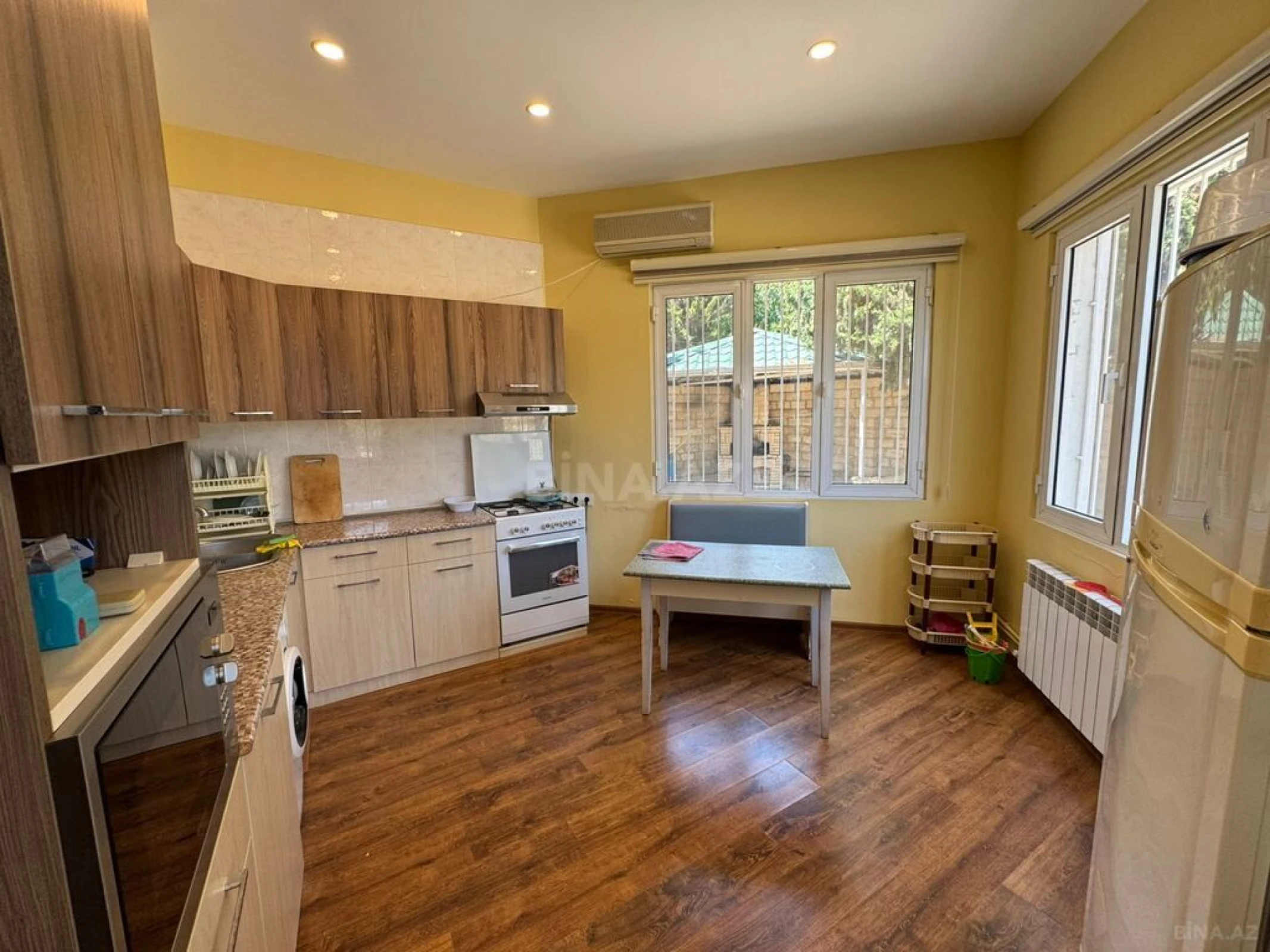 Satılır 4 otaqlı həyət evi 129 m²