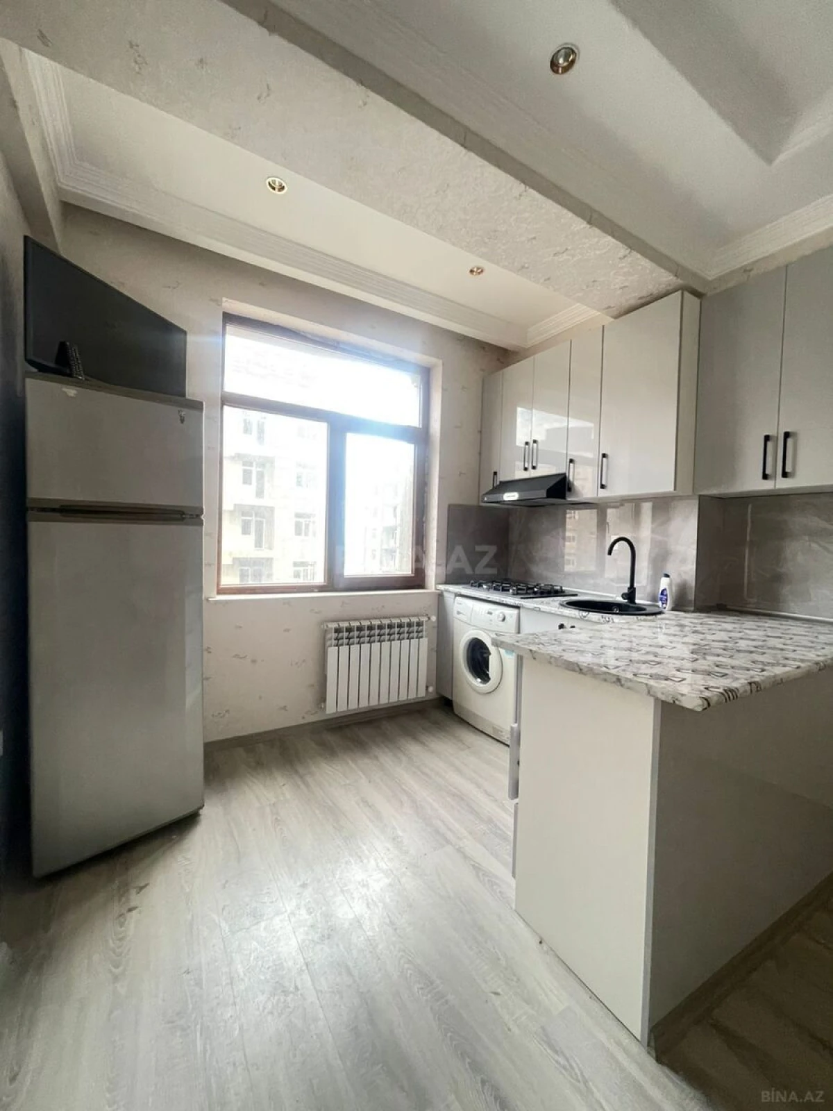Kirayə verilir 3 otaqlı mənzil 100 m²