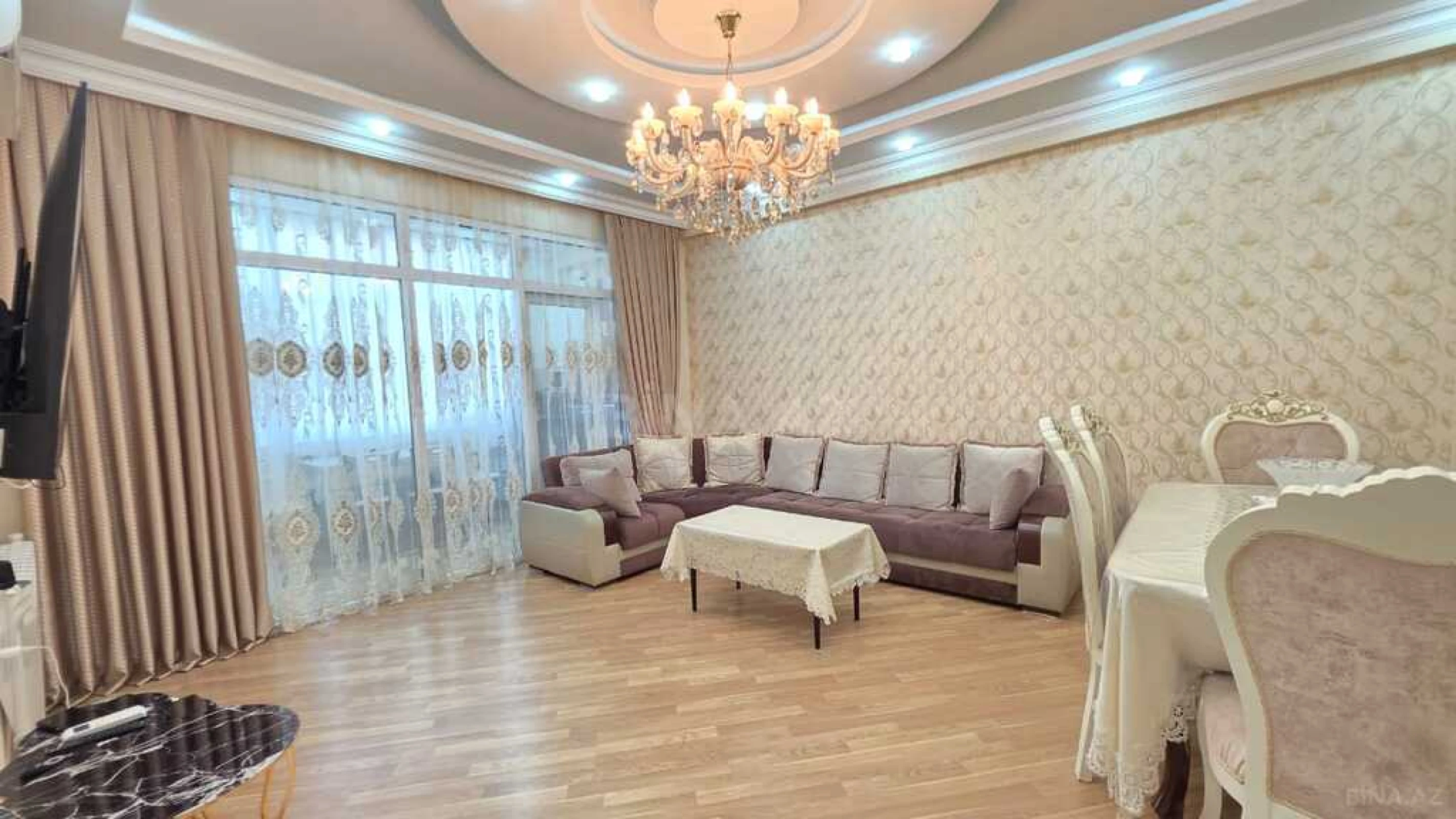 Satılır 3 otaqlı mənzil 92 m²