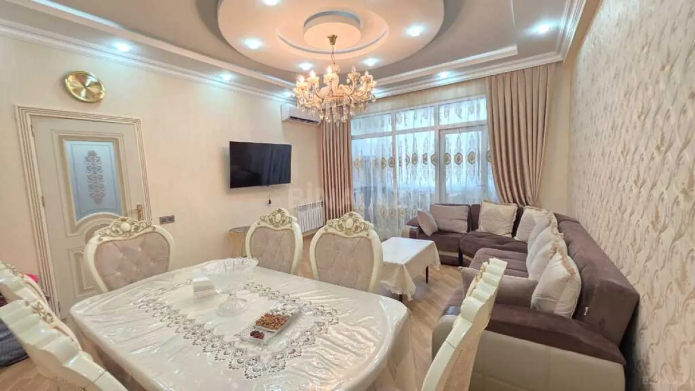 Satılır 3 otaqlı mənzil 92 m²