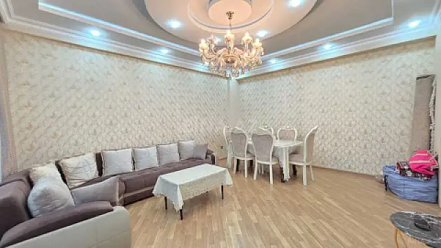 Satılır 3 otaqlı mənzil 92 m²