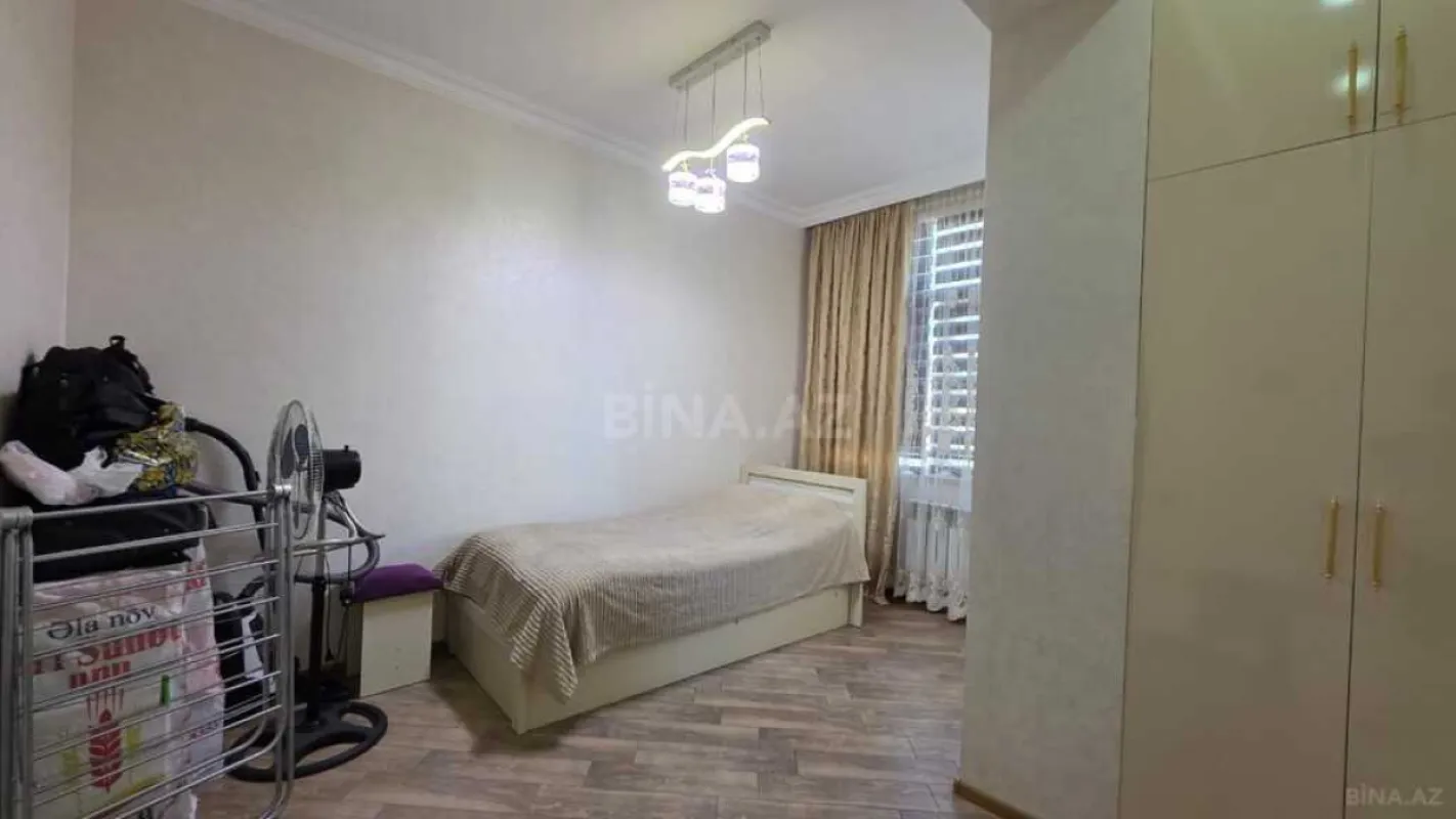 Satılır 3 otaqlı mənzil 92 m²