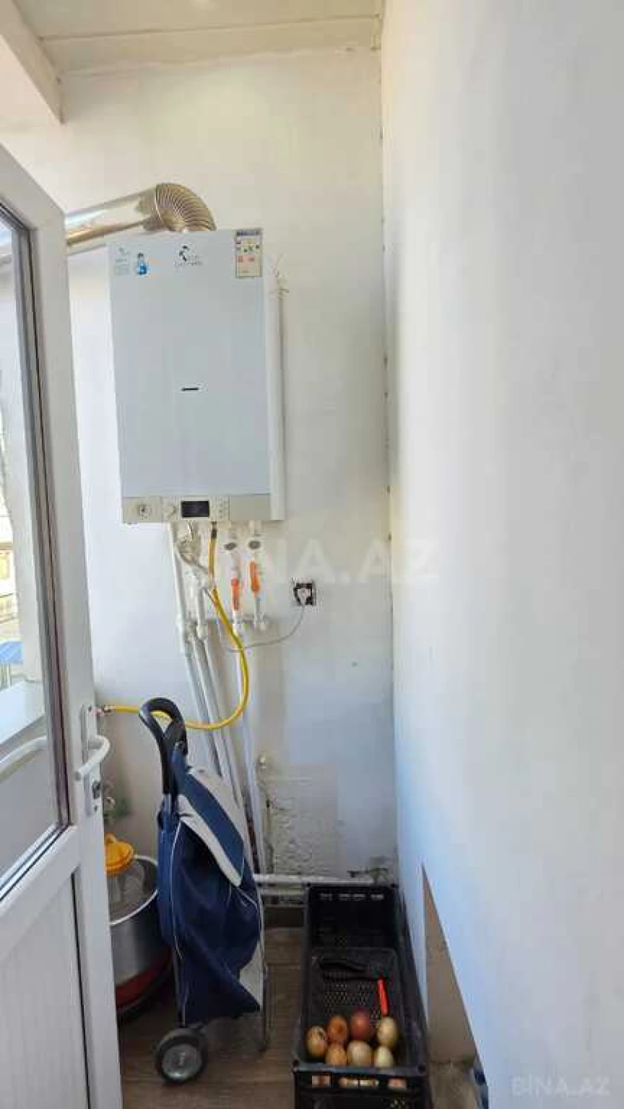 Satılır 3 otaqlı mənzil 92 m²