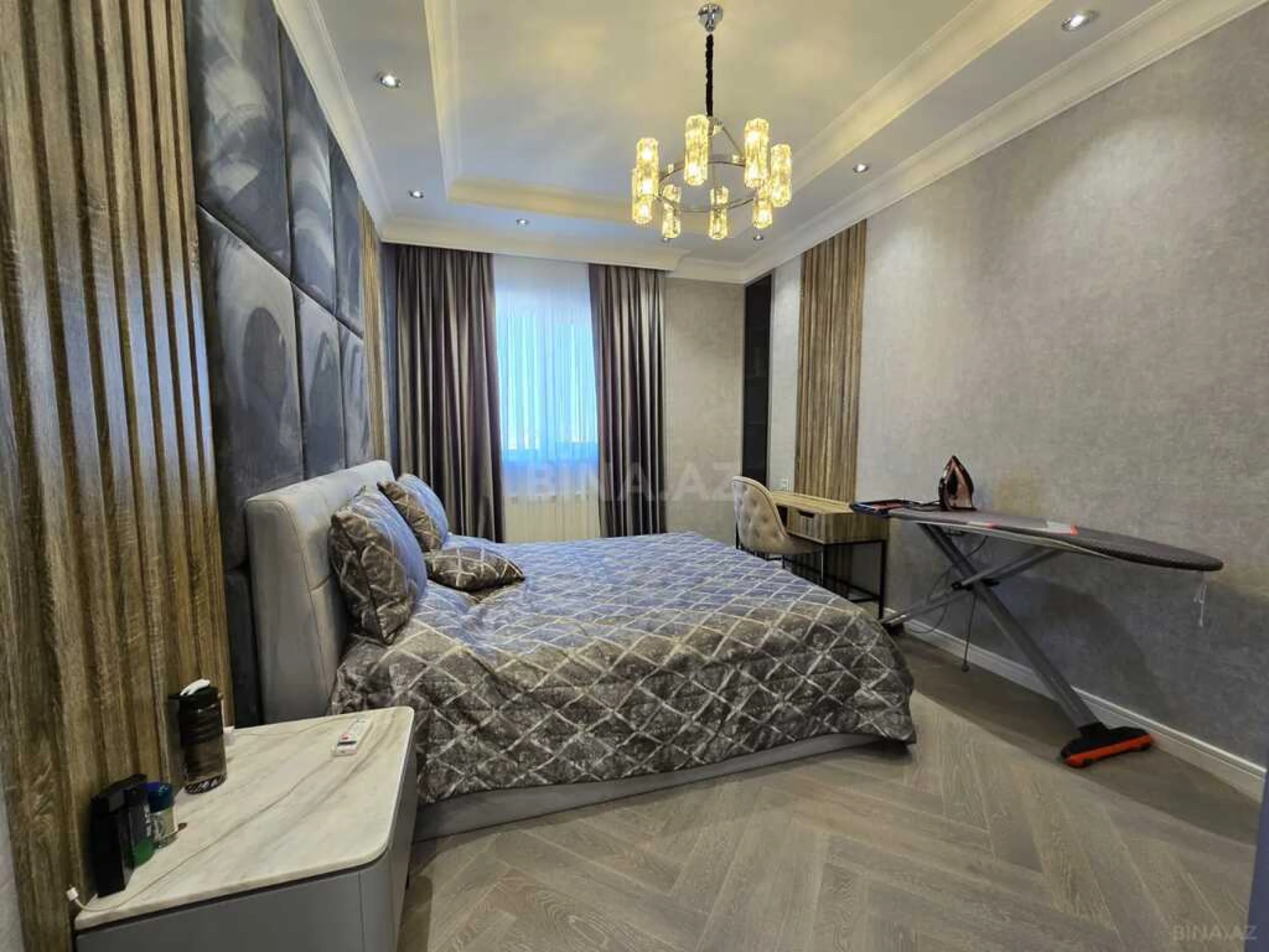 Satılır 4 otaqlı mənzil 185 m²