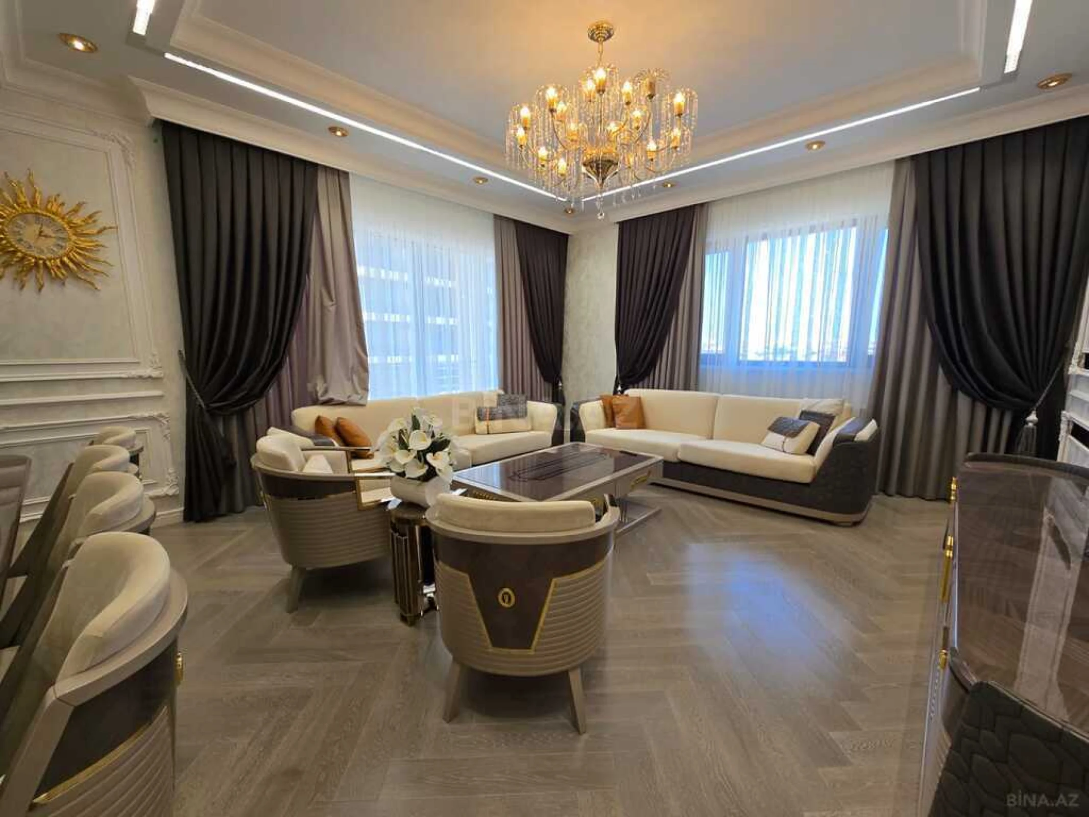 Satılır 4 otaqlı mənzil 185 m²