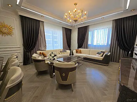 Satılır 4 otaqlı mənzil 185 m²