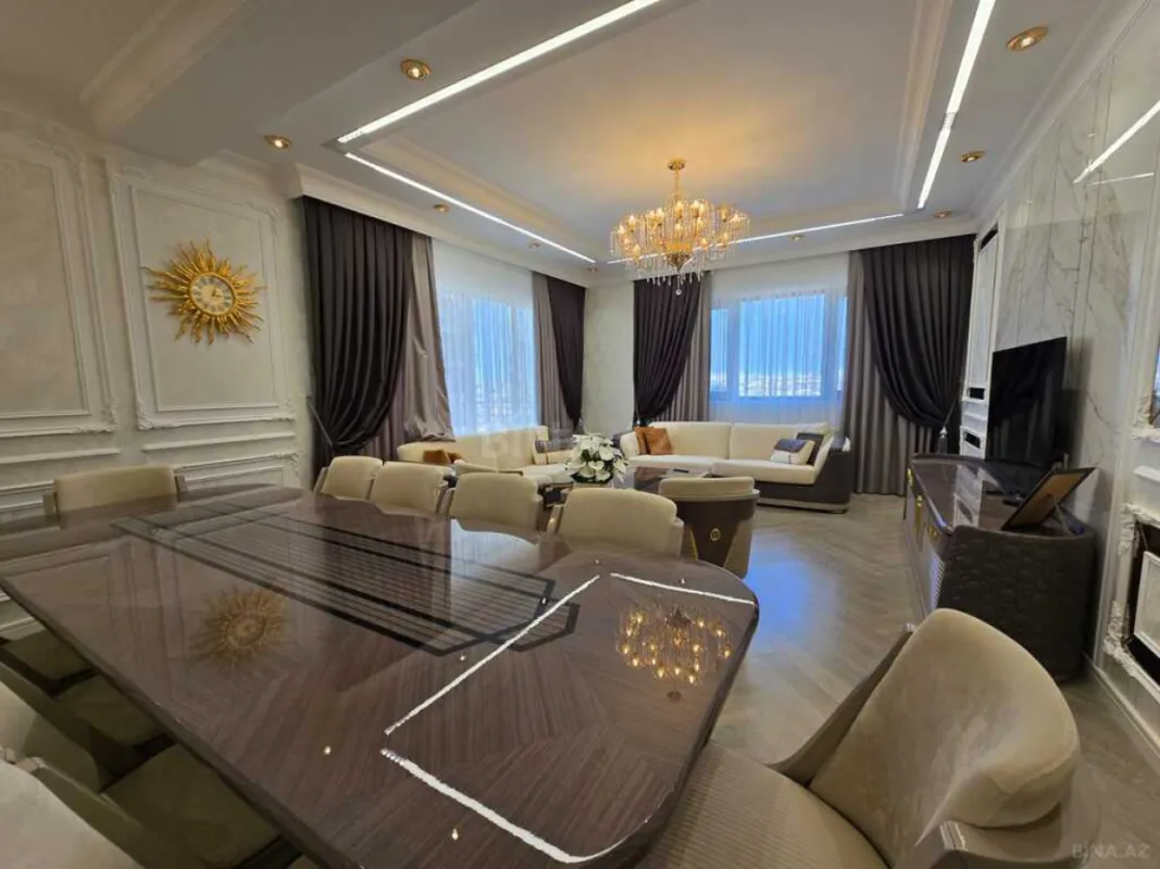 Satılır 4 otaqlı mənzil 185 m²