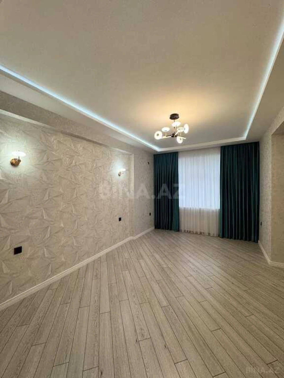 Satılır 2 otaqlı mənzil 95 m²