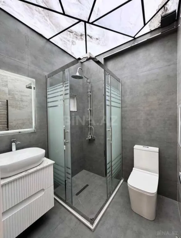 Satılır 2 otaqlı mənzil 95 m²