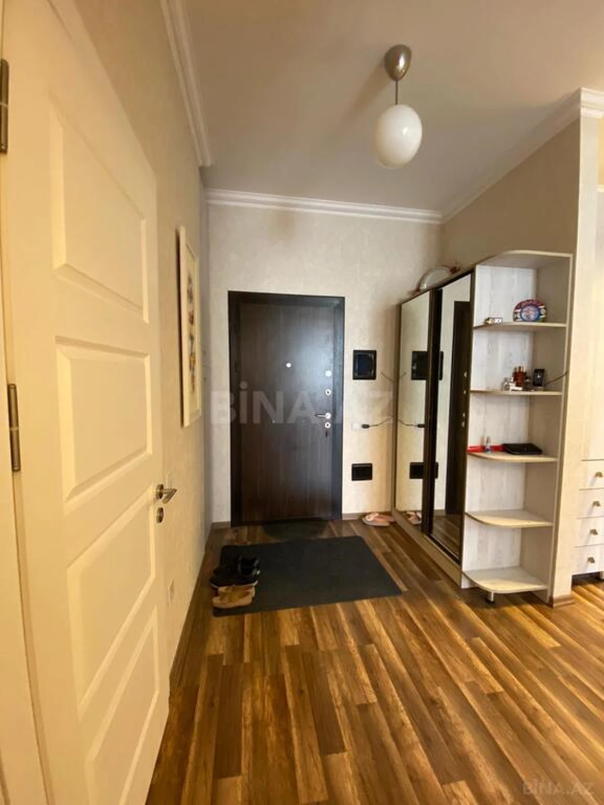 Kirayə verilir 2 otaqlı mənzil 50 m²