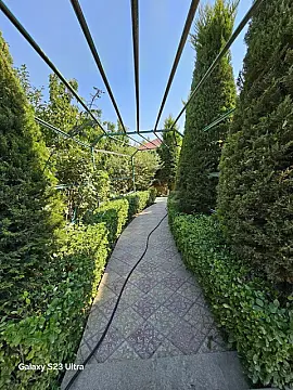 Satılır 8 otaqlı həyət evi 300 m²