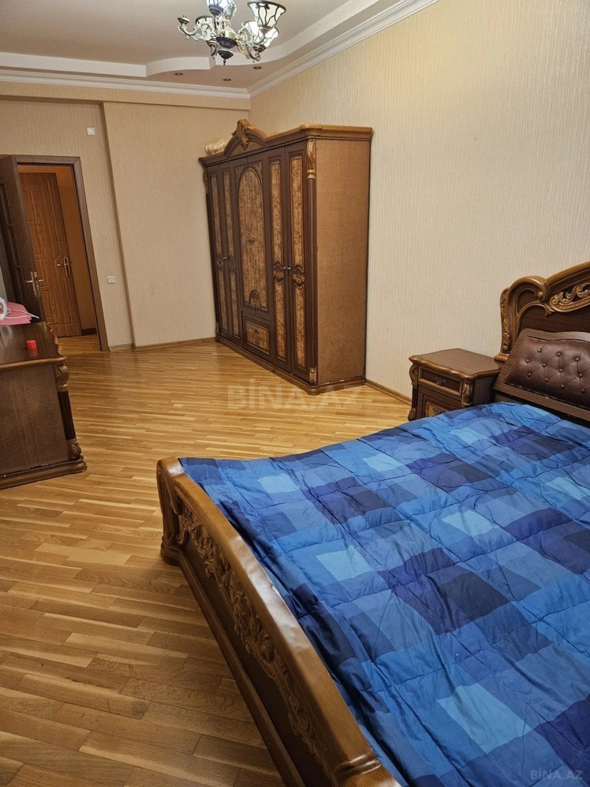 Satılır 2 otaqlı mənzil 100 m²