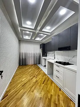 Satılır 4 otaqlı mənzil 155 m²