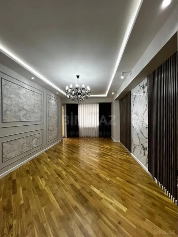 Satılır 4 otaqlı mənzil 155 m²