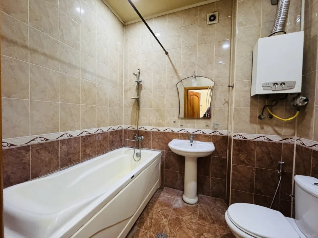 Satılır 2 otaqlı mənzil 65 m²