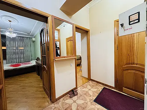 Satılır 2 otaqlı mənzil 65 m²