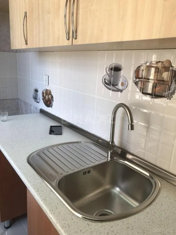 Satılır obyekt 500 m²