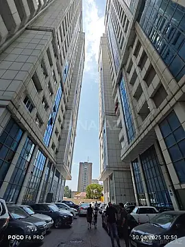 Satılır obyekt 332 m²