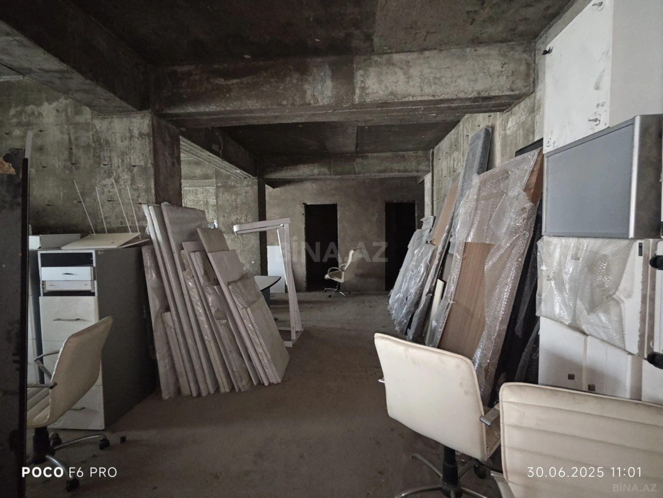 Satılır obyekt 364 m²