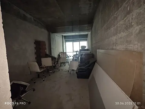 Satılır obyekt 364 m²