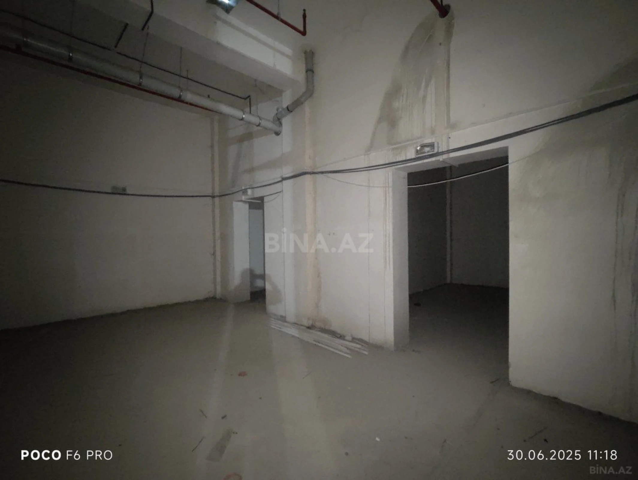 Satılır obyekt 274.2 m²