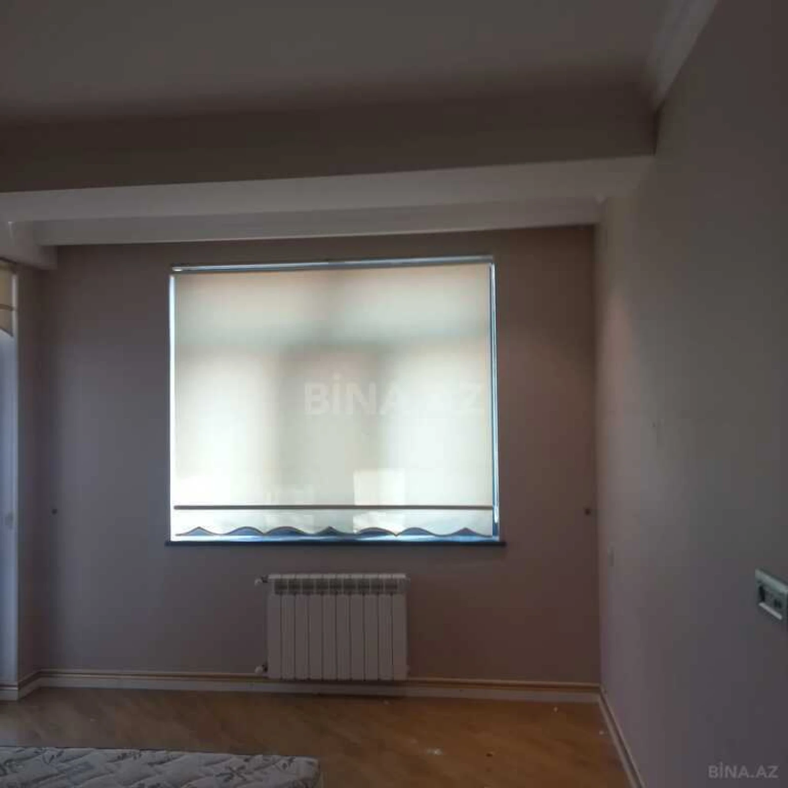 Satılır 4 otaqlı mənzil 178 m²
