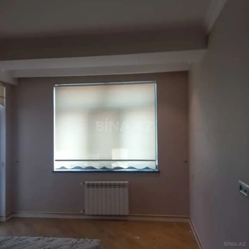 Satılır 4 otaqlı mənzil 178 m²