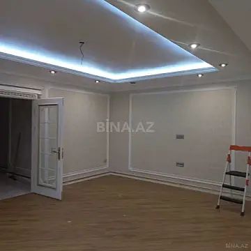 Satılır 4 otaqlı mənzil 178 m²