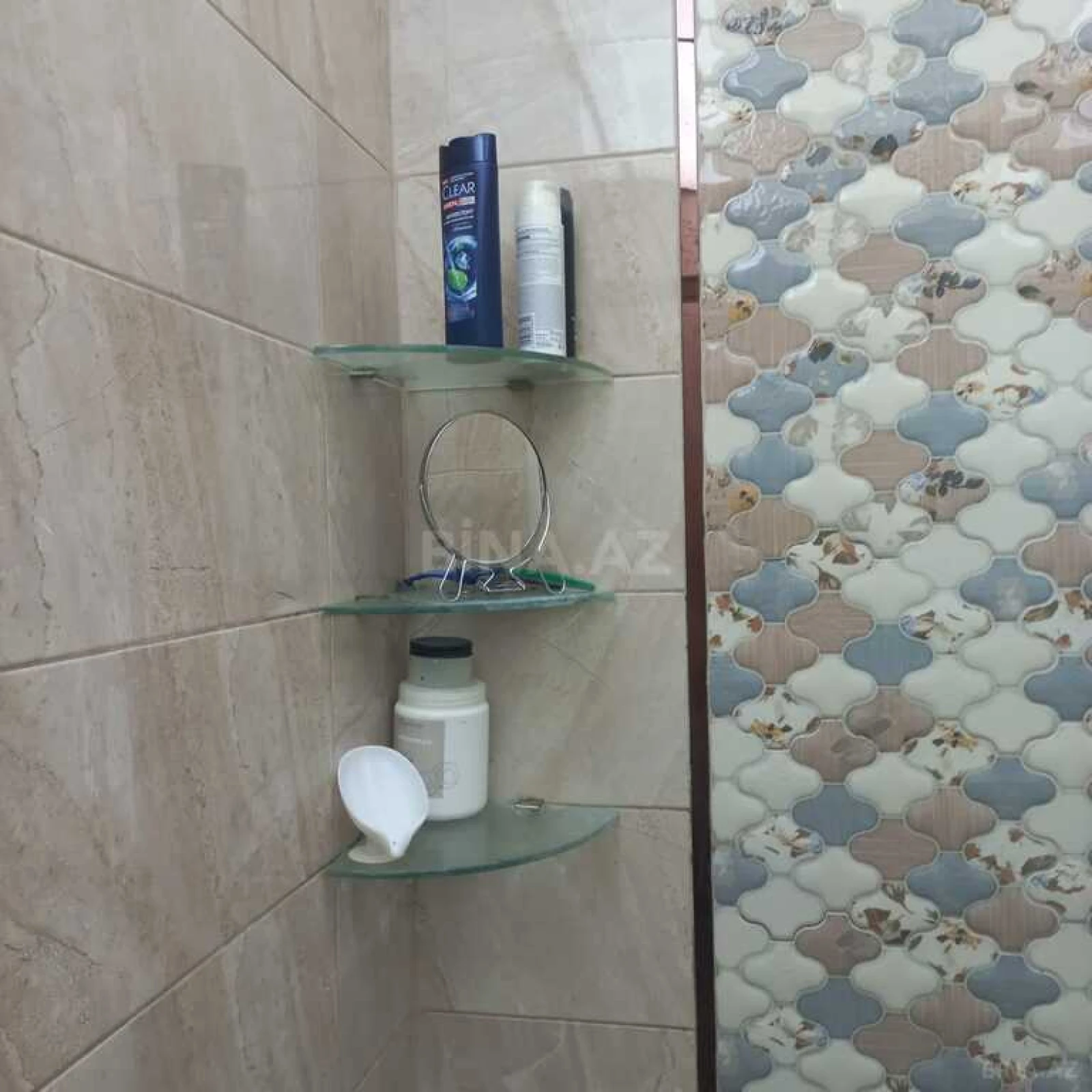 Satılır 4 otaqlı mənzil 178 m²