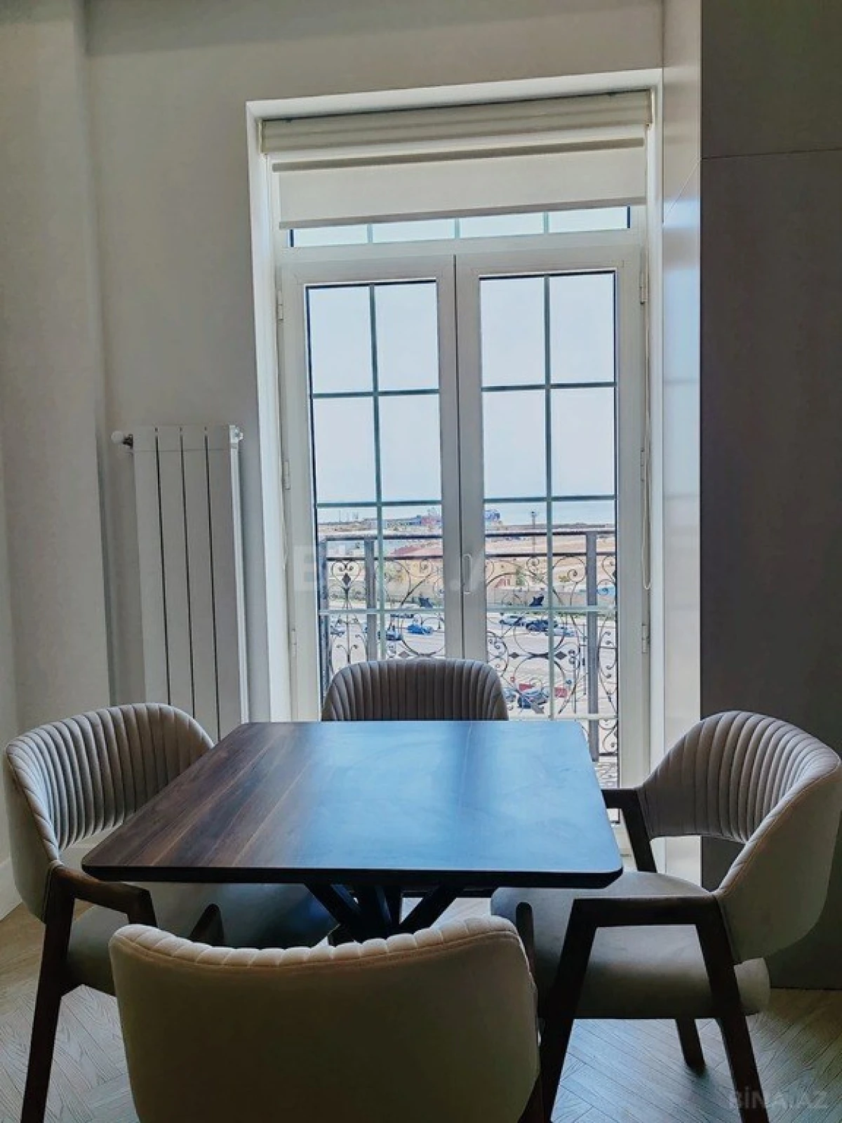 Kirayə verilir 2 otaqlı mənzil 60 m²