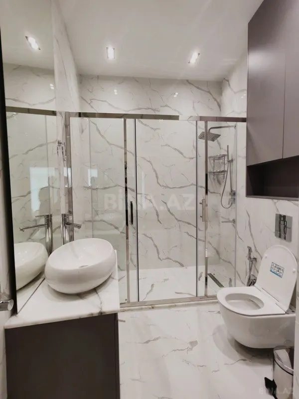 Kirayə verilir 2 otaqlı mənzil 60 m²