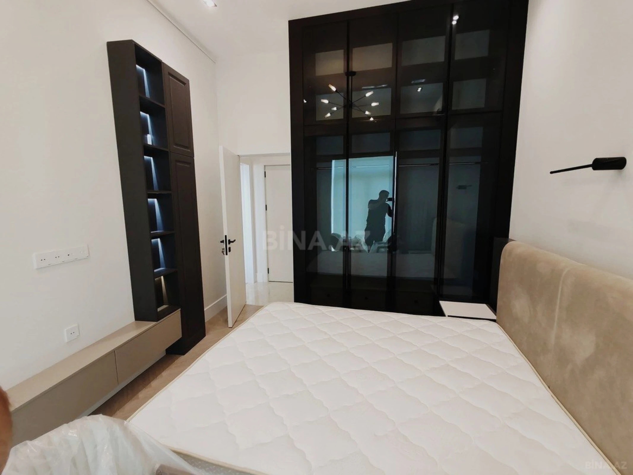 Kirayə verilir 2 otaqlı mənzil 60 m²