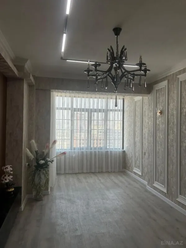Satılır 2 otaqlı mənzil 58 m²
