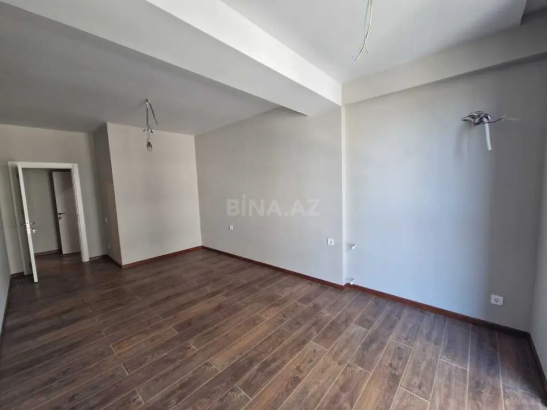 Satılır 2 otaqlı mənzil 95 m²