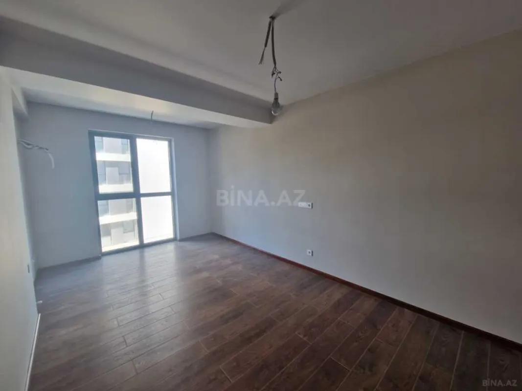 Satılır 2 otaqlı mənzil 95 m²