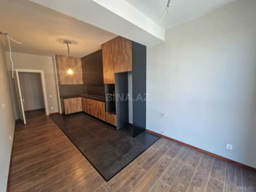 Satılır 2 otaqlı mənzil 95 m²