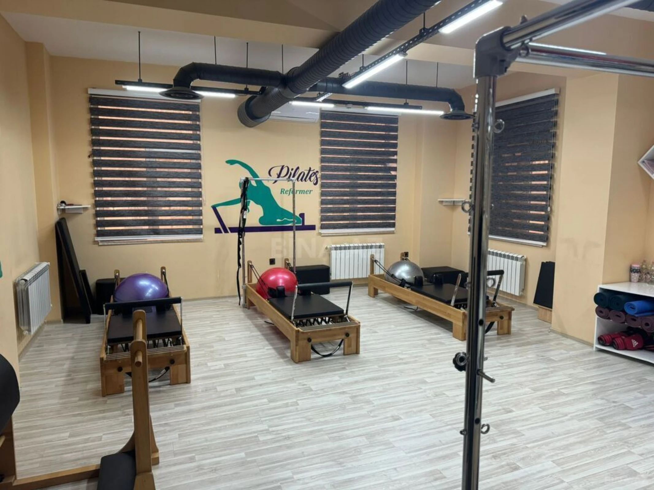 Satılır obyekt 170 m²