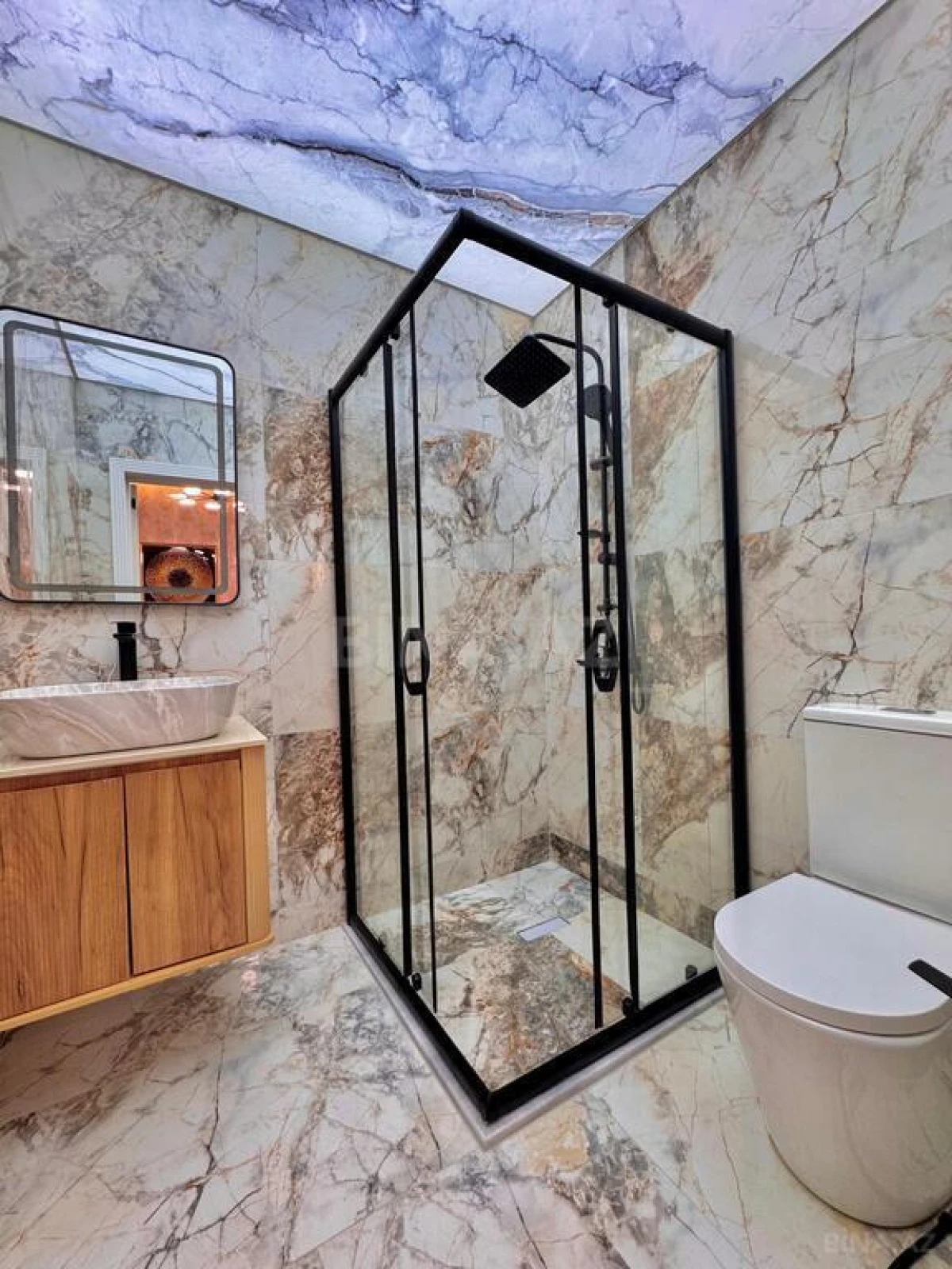 Satılır 4 otaqlı həyət evi 185 m²