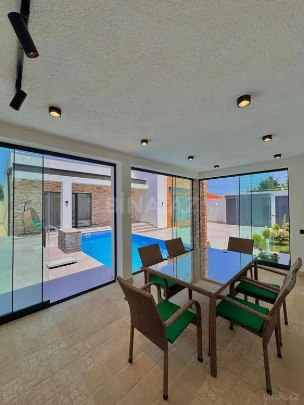 Satılır 4 otaqlı həyət evi 185 m²