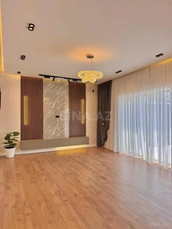 Satılır 4 otaqlı həyət evi 185 m²
