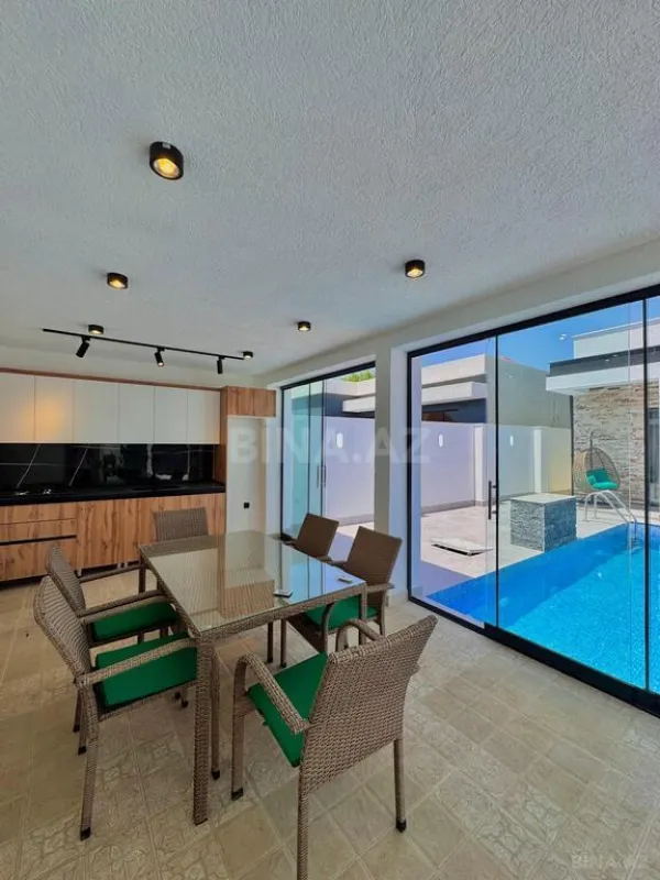 Satılır 4 otaqlı həyət evi 185 m²