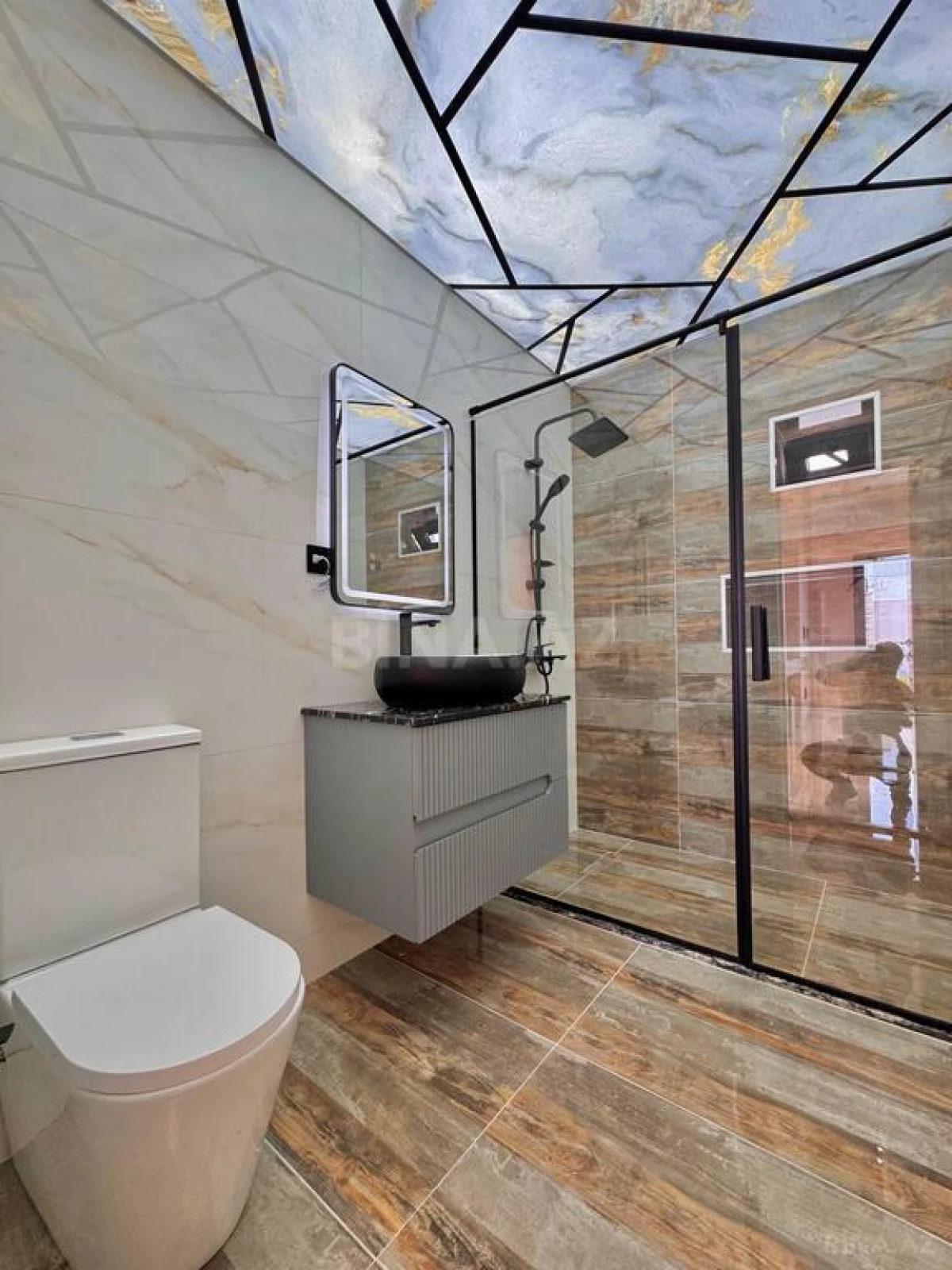 Satılır 4 otaqlı həyət evi 185 m²