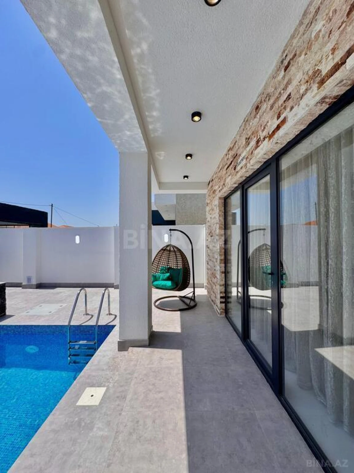 Satılır 4 otaqlı həyət evi 185 m²