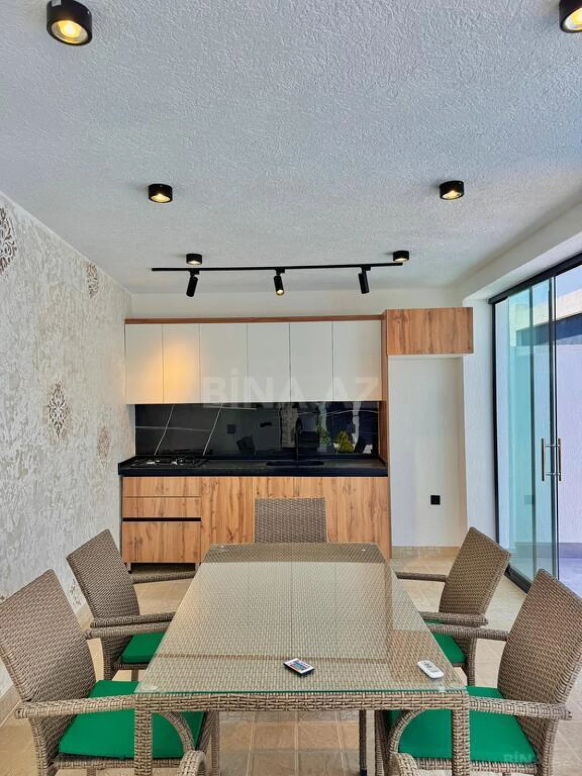 Satılır 4 otaqlı həyət evi 185 m²