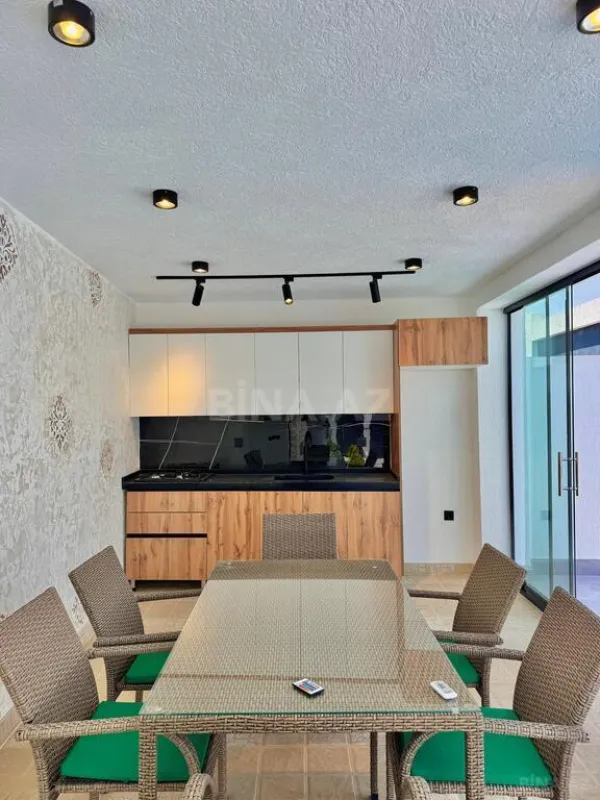 Satılır 4 otaqlı həyət evi 185 m²