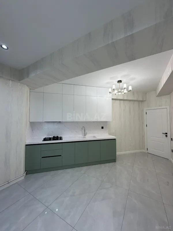Satılır 3 otaqlı mənzil 108 m²