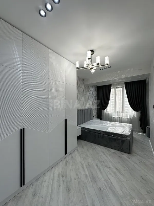 Satılır 3 otaqlı mənzil 108 m²